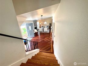 12821 87th Avenue NE, Kirkland WA 98034
