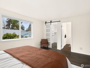 12821 87th Avenue NE, Kirkland WA 98034