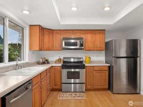 12821 87th Avenue NE, Kirkland WA 98034