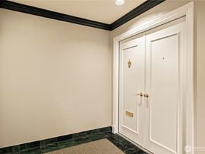 15512 Country Club Drive B14, Mill Creek WA 98012