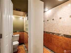 15512 Country Club Drive B14, Mill Creek WA 98012