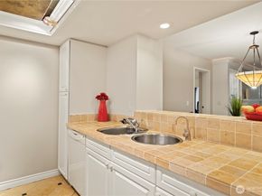 15512 Country Club Drive B14, Mill Creek WA 98012