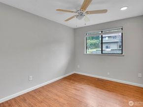 16825 17th Avenue SE, Bothell WA 98012