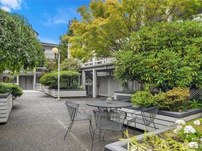 6121 NE 175th Street A308, Kenmore WA 98028