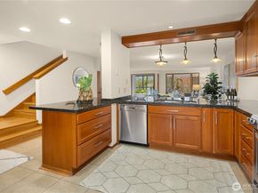 6121 NE 175th Street A308, Kenmore WA 98028