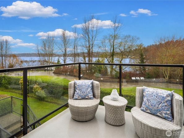 6121 NE 175th Street A308, Kenmore WA 98028