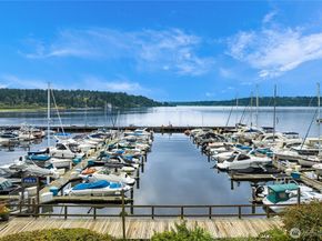 6121 NE 175th Street A308, Kenmore WA 98028