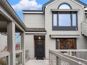 6121 NE 175th Street A308, Kenmore WA 98028