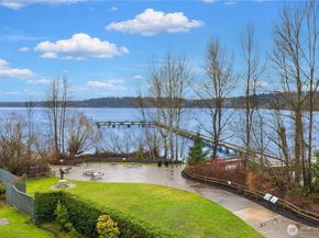 6121 NE 175th Street A308, Kenmore WA 98028