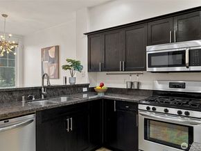 9201 122nd Court NE 148, Kirkland WA 98033