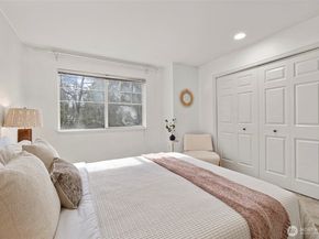 9201 122nd Court NE 148, Kirkland WA 98033