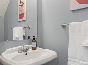 9201 122nd Court NE 148, Kirkland WA 98033