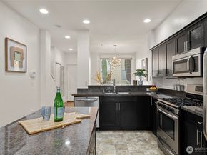 9201 122nd Court NE 148, Kirkland WA 98033