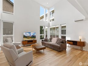 408 Aloha Street, Seattle WA 98109