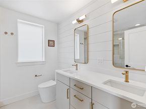 408 Aloha Street, Seattle WA 98109