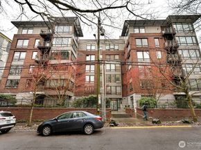 4547 8th Avenue NE 508, Seattle WA 98105