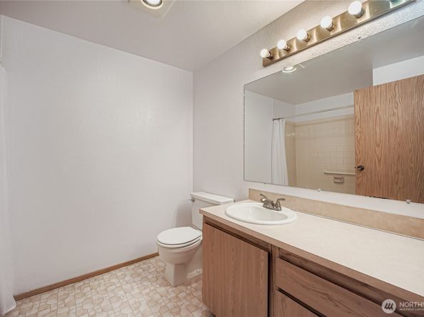 17419 119th Lane SE E31, Renton WA 98058