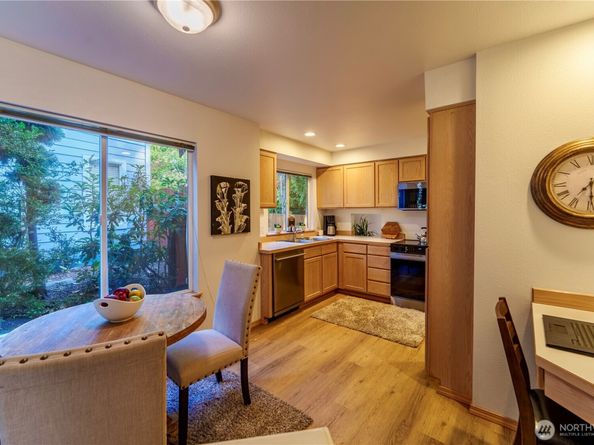 18809 SE 20th Dr, Bothell WA 98012