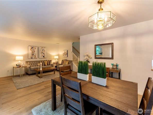 18809 SE 20th Dr, Bothell WA 98012