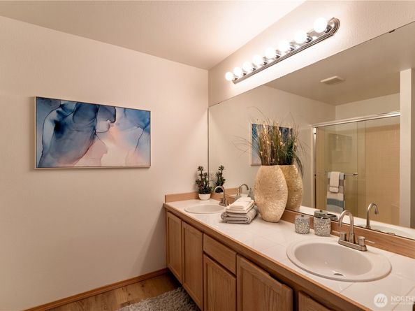 18809 SE 20th Dr, Bothell WA 98012