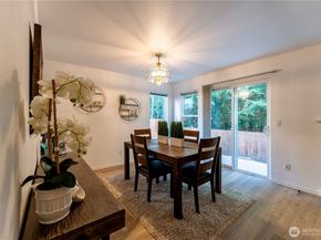 18809 SE 20th Dr, Bothell WA 98012