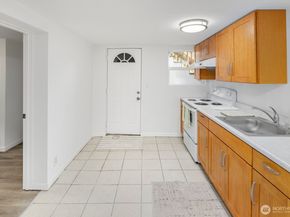 2305 24th Avenue S, Seattle WA 98144