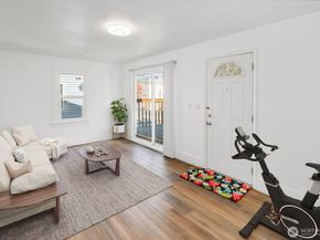 2305 24th Avenue S, Seattle WA 98144
