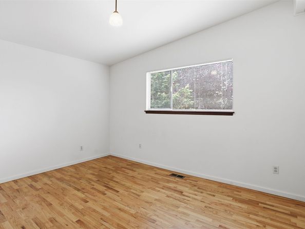 3500 Talbot Road S, Renton WA 98055