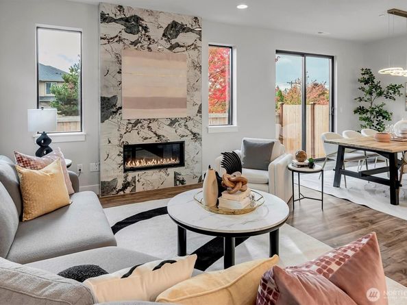 3918 214th Place SE A, Bothell WA 98021