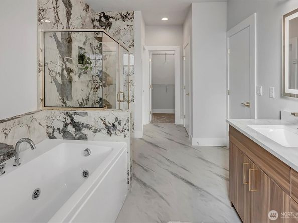 3918 214th Place SE A, Bothell WA 98021