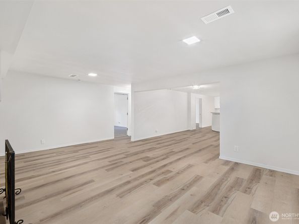 7915 37th Avenue S, Seattle WA 98118