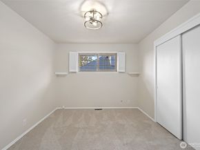 7915 37th Avenue S, Seattle WA 98118