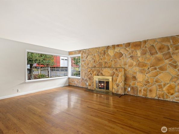 7915 37th Avenue S, Seattle WA 98118