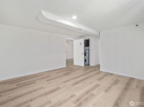 7915 37th Avenue S, Seattle WA 98118