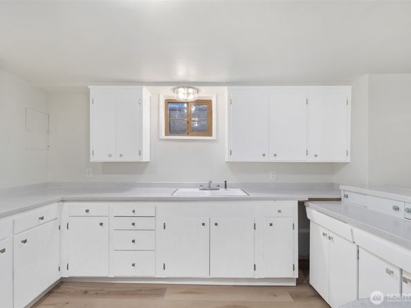 7915 37th Avenue S, Seattle WA 98118