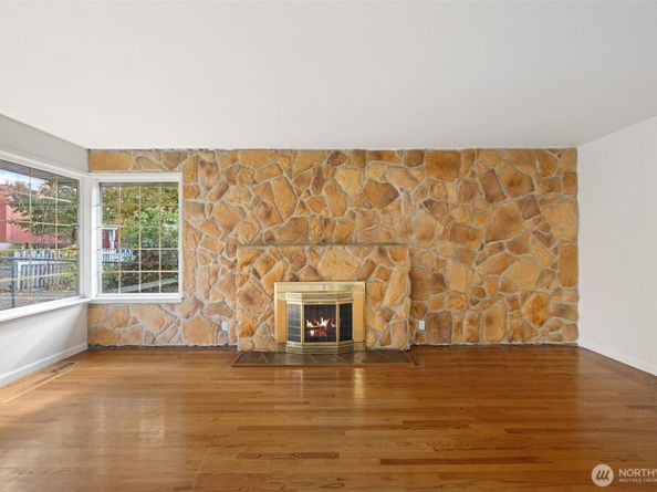 7915 37th Avenue S, Seattle WA 98118