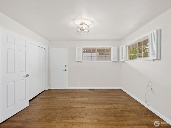 7915 37th Avenue S, Seattle WA 98118