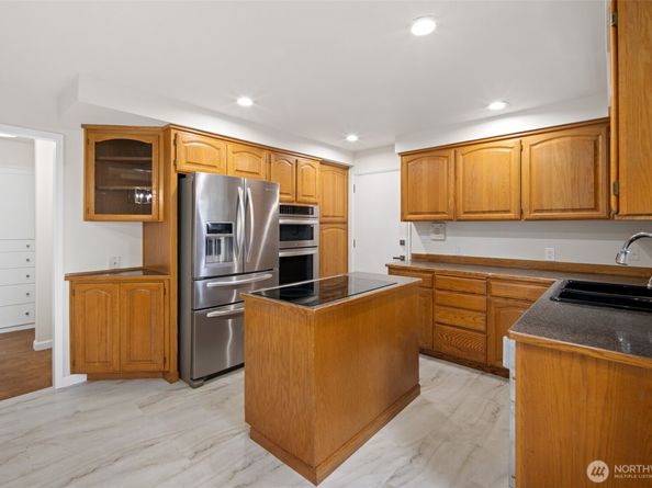 7915 37th Avenue S, Seattle WA 98118