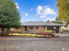 7915 37th Avenue S, Seattle WA 98118