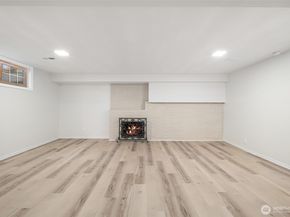 7915 37th Avenue S, Seattle WA 98118