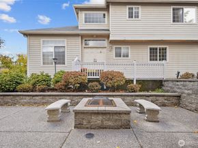 7915 37th Avenue S, Seattle WA 98118