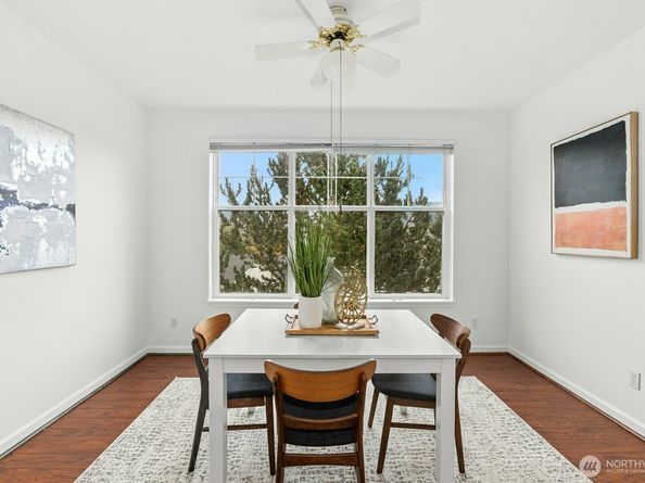 23420 SE Black Nugget Road C303, Issaquah WA 98029