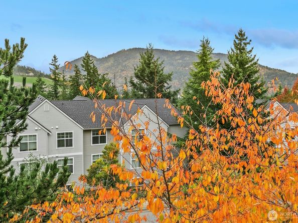 23420 SE Black Nugget Road C303, Issaquah WA 98029