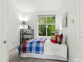 23420 SE Black Nugget Road C303, Issaquah WA 98029