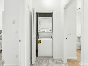 23420 SE Black Nugget Road C303, Issaquah WA 98029