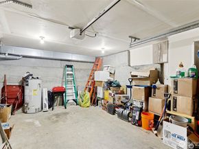 16400 44th Avenue W, Lynnwood WA 98037