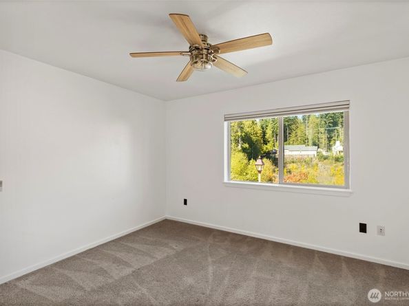 434 NE OHenry Court, Poulsbo WA 98370