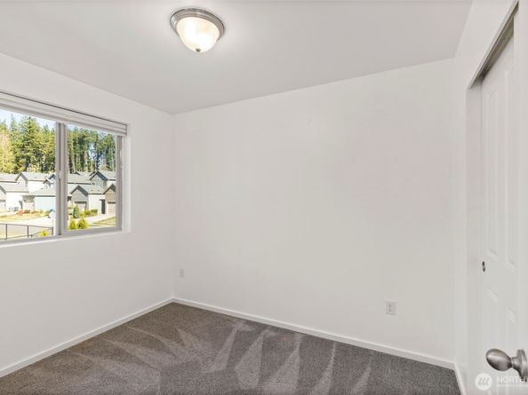 434 NE OHenry Court, Poulsbo WA 98370