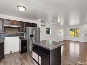 434 NE OHenry Court, Poulsbo WA 98370