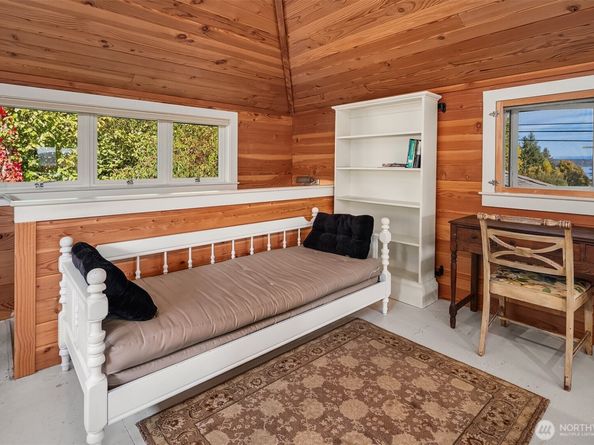 20405 Chautauqua Beach Road SW, Vashon WA 98070